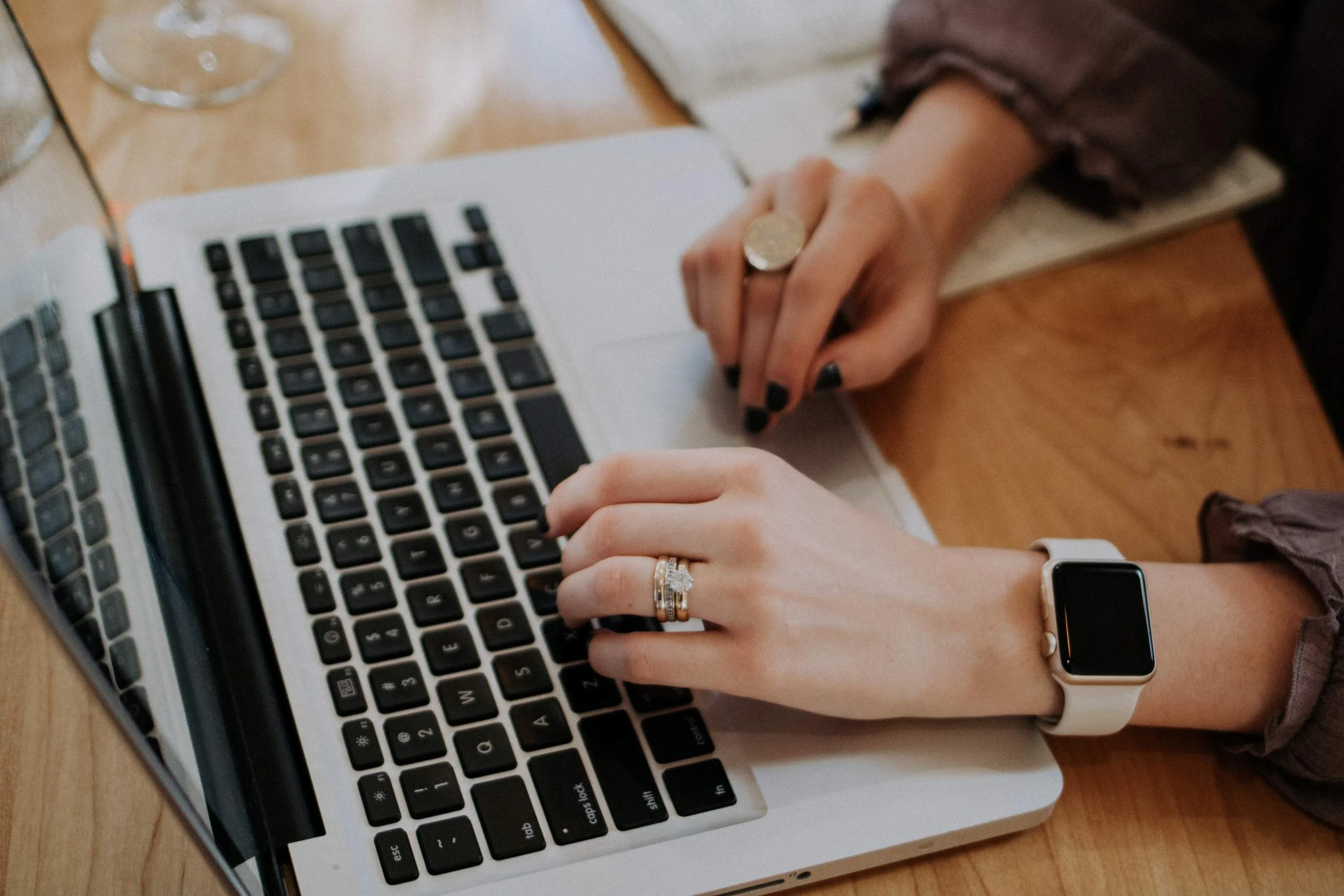 https://yumshee.com/mastering the canadian work visa journey